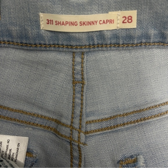 Levi's Capri size 28 Women's Denim Jeans NWT - Picture 5 of 6